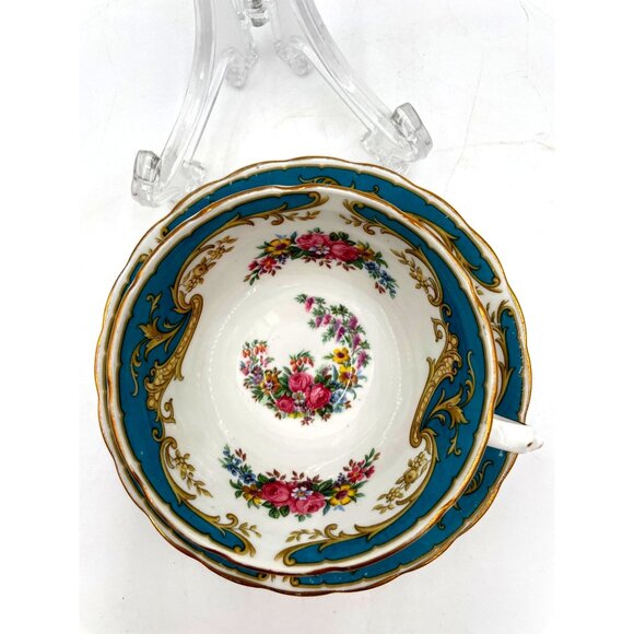 Tuscan Fine Bone China "Naples" Teacup & Saucer Set - Picture 13 of 14